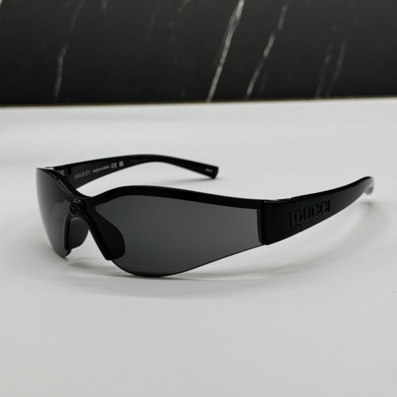 NEW GG1651S 001 GUCCI BLACK GREY GEOMETRIC UNISEX GUCCI SUNGLASSES - Picture 2 of 12